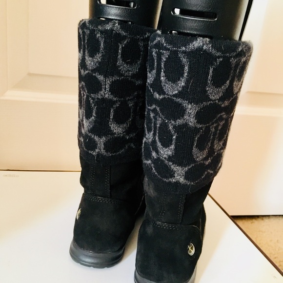 Coach Winter boot. - Picture 2 of 4